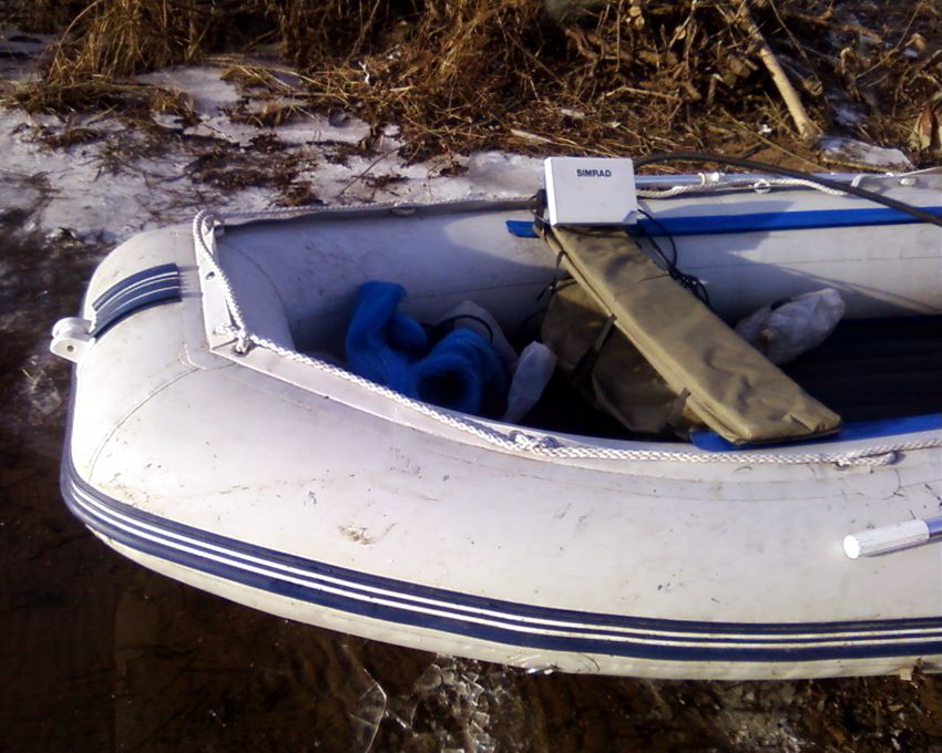 лодка солар с эхолотом simrad